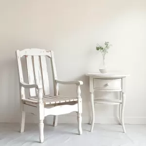 Jak Odnowić Stare Meble Na Biało