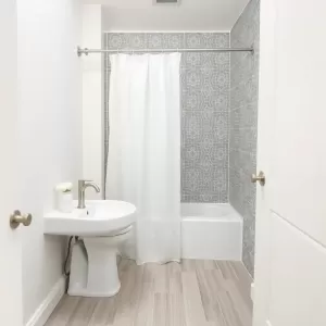 Remont łazienki tanim kosztem